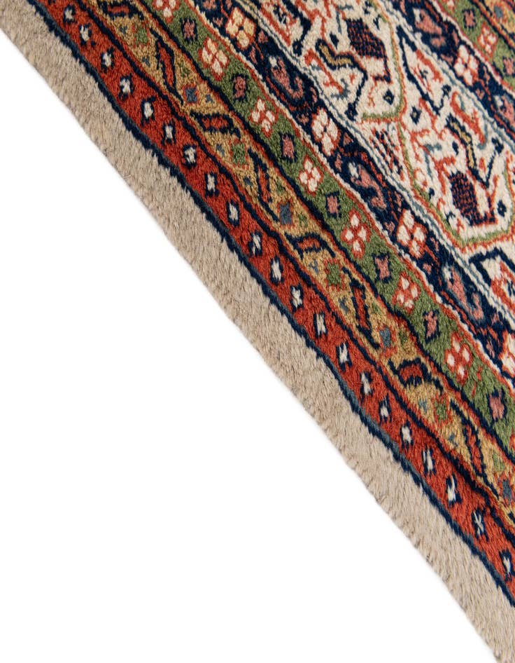 Detail image of  6' 8 x 9' 9  Hand Knotted Mir Wool Rug