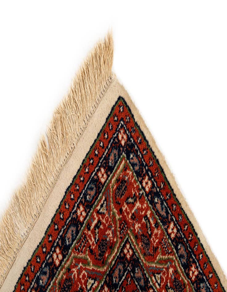 Detail image of  4' 2 x 6' 6  Hand Knotted Mir Wool Rug