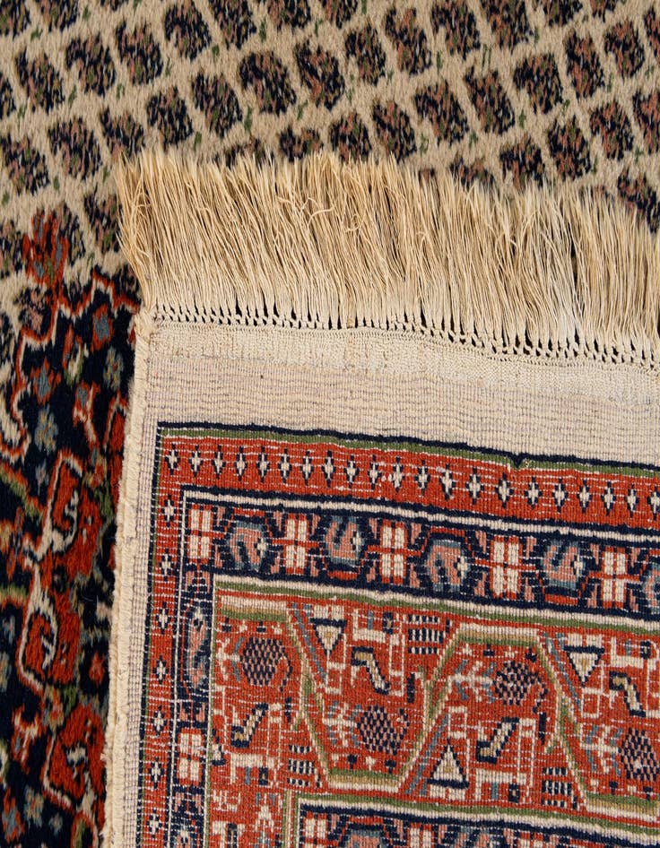 Detail image of  4' 2 x 6' 6  Hand Knotted Mir Wool Rug