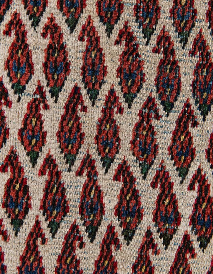 Detail image of  2' 7 x 4' 3  Hand Knotted Mir Wool Rug