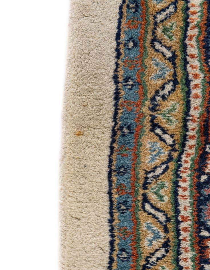Detail image of  8' 8 x 11' 6  Hand Knotted Mir Wool Rug