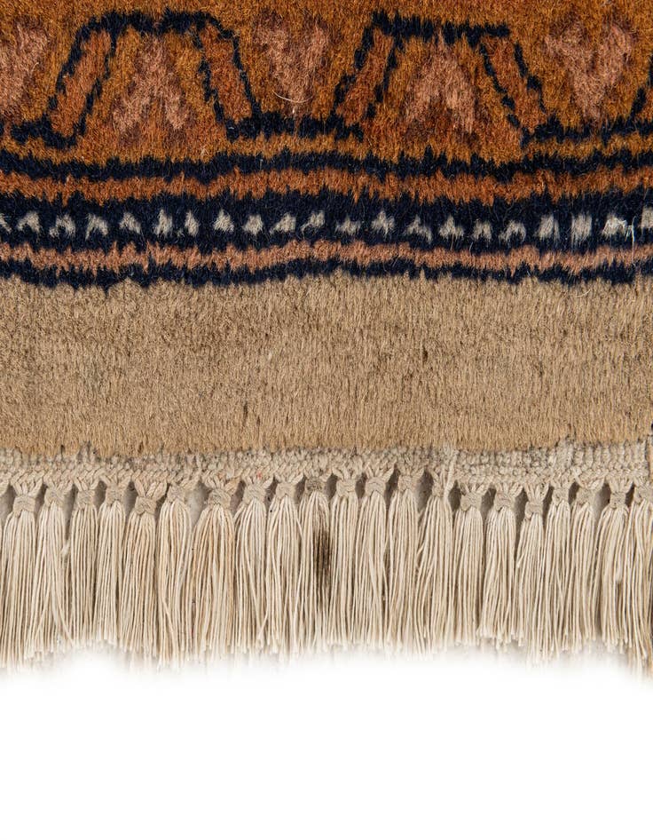 Detail image of  2' 11 x 5' 3  Hand Knotted Mir Wool Rug