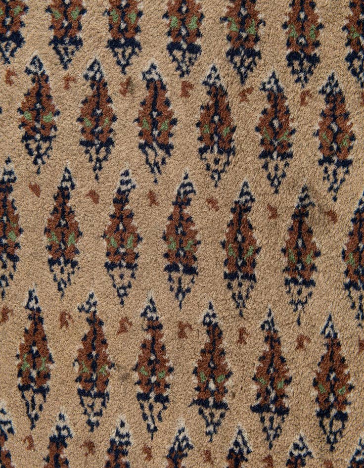 Detail image of  2' 11 x 5' 3  Hand Knotted Mir Wool Rug