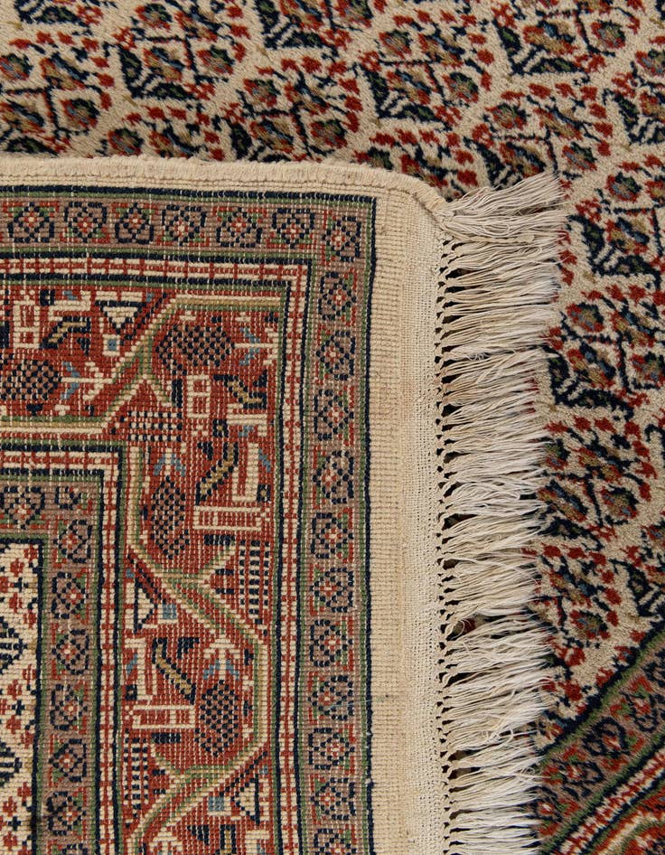 Detail image of  3' 1 x 5' 4  Hand Knotted Mir Wool Rug