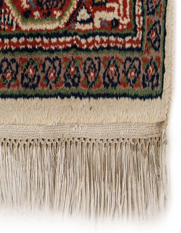 Detail image of  3' 1 x 5' 4  Hand Knotted Mir Wool Rug