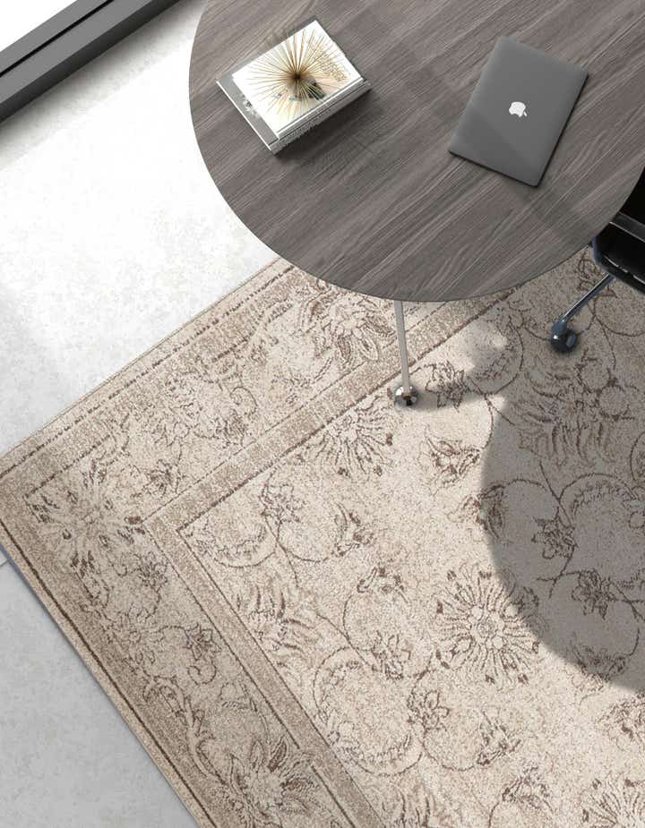 Ivory 5' x 8' Miranda Rug | Rugs.com