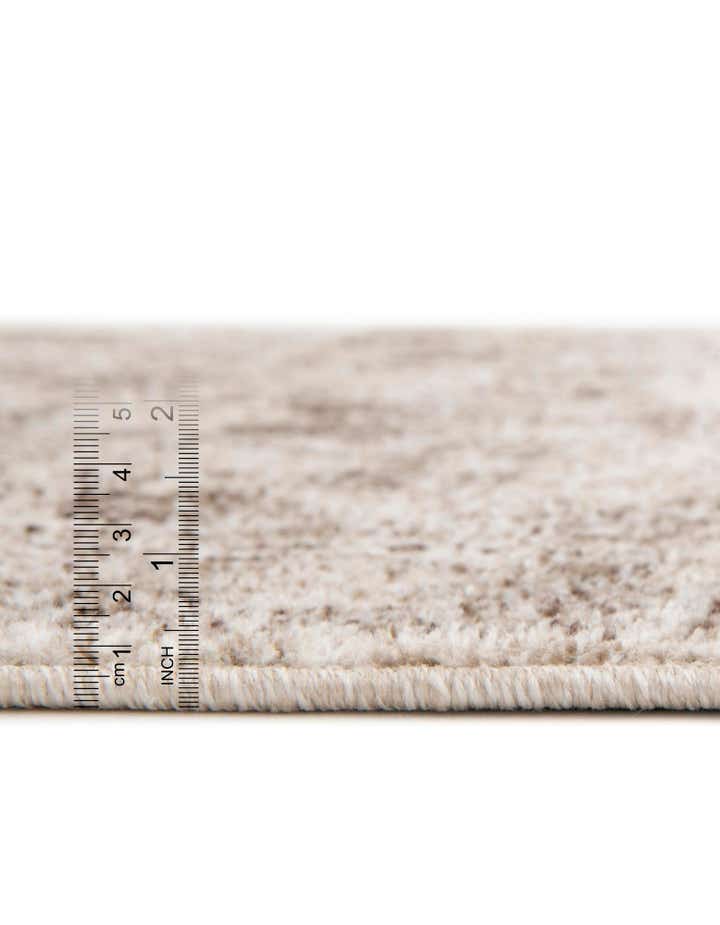 Ivory 5' x 8' Miranda Rug | Rugs.com