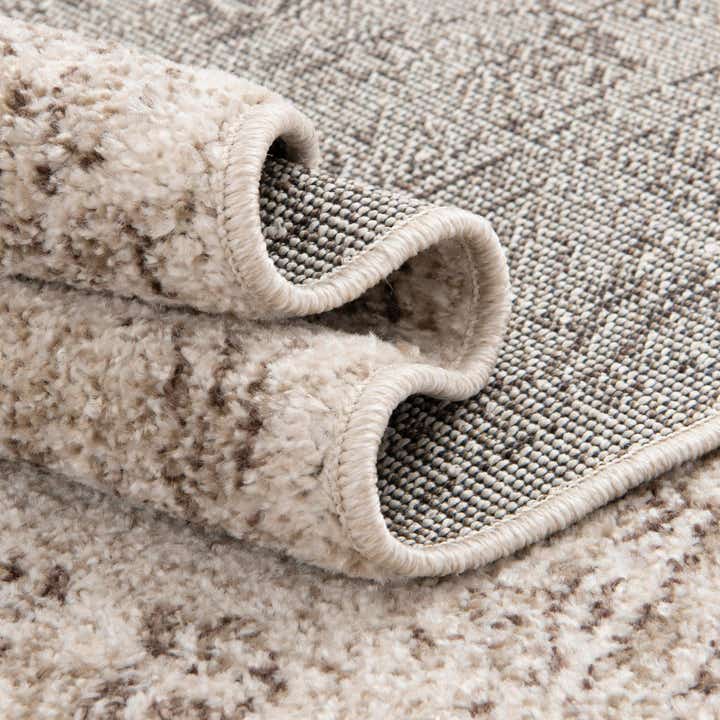 Ivory 5' x 8' Miranda Rug | Rugs.com