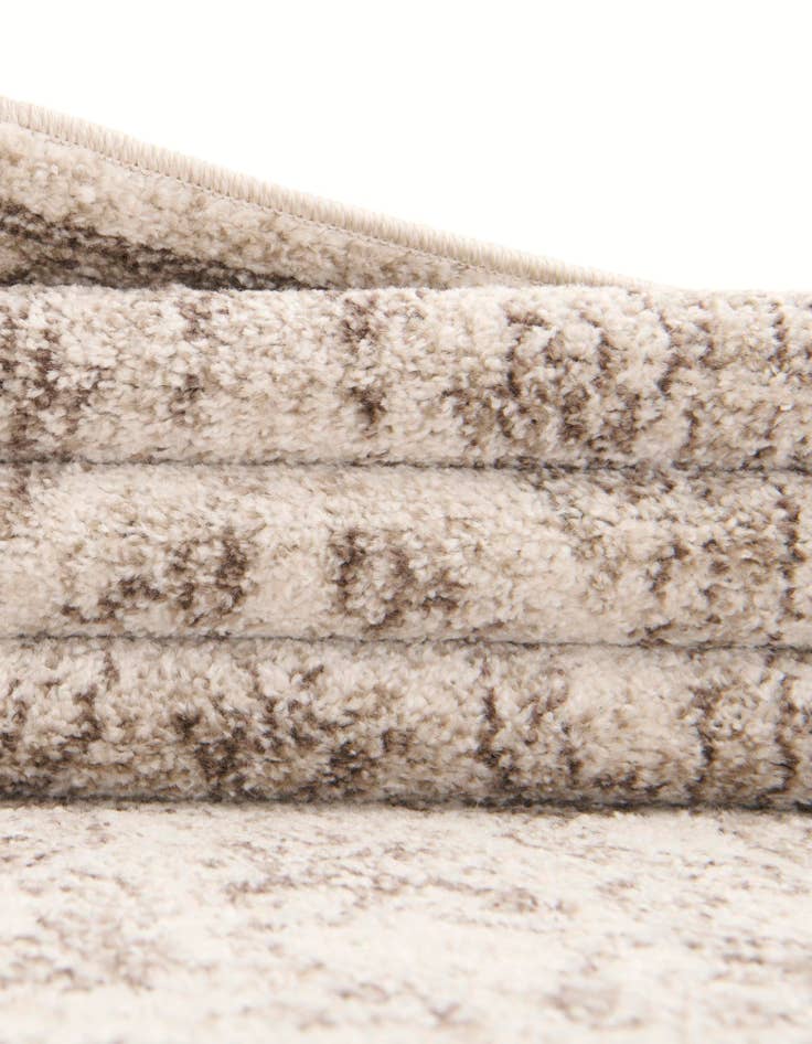 Detail image of  6' x 9' Miranda Rug