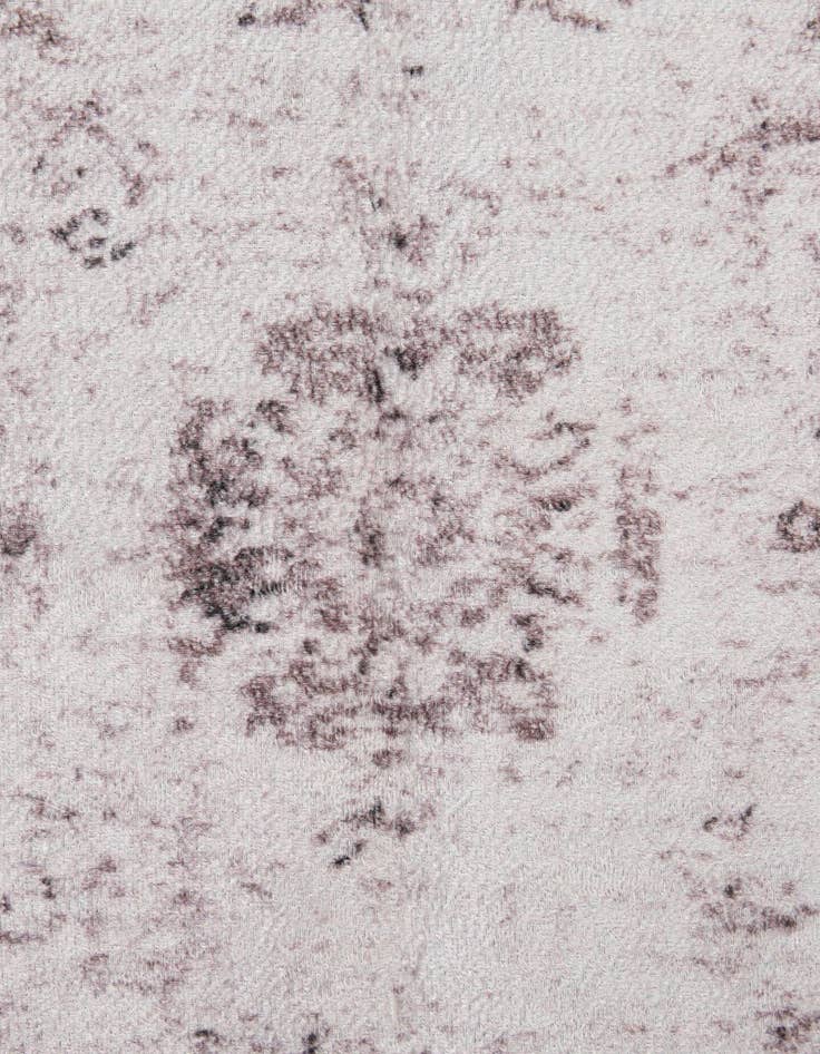 Detail image of  4' 3 x 6' 3 Monaco Washable Rug