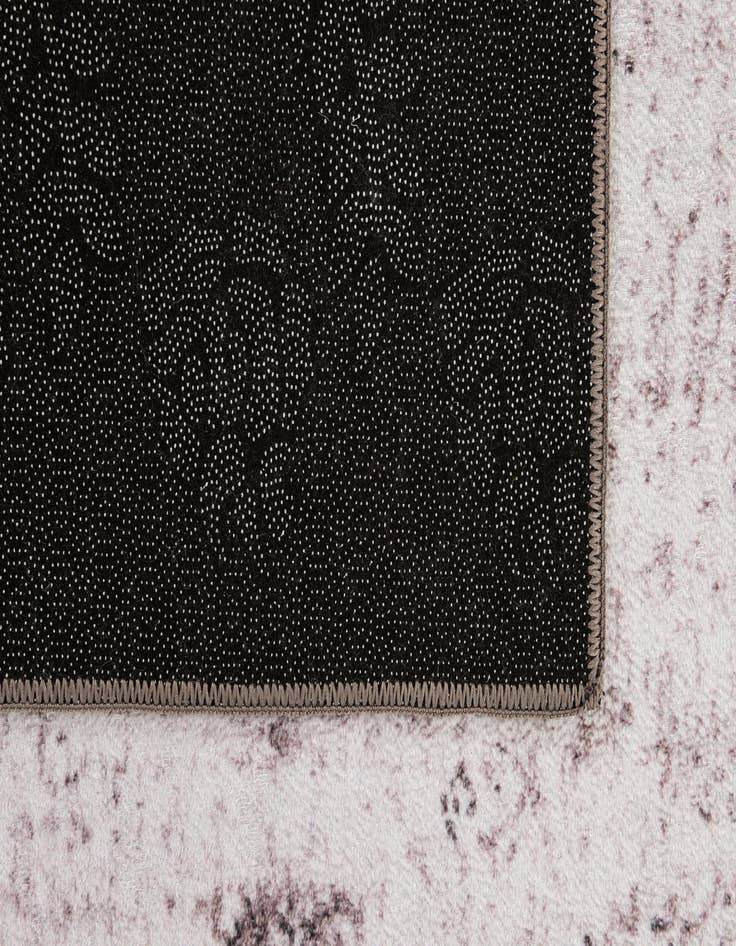 Detail image of  4' 3 x 6' 3 Monaco Washable Rug