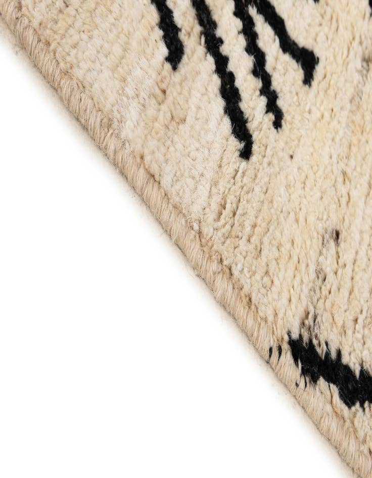 Detail image of  5' 7 x 7' 11  Hand Knotted Moroccan Wool Rug