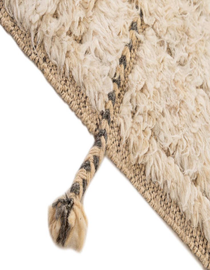 Detail image of  5' 4 x 6' 8  Hand Knotted Moroccan Wool Rug