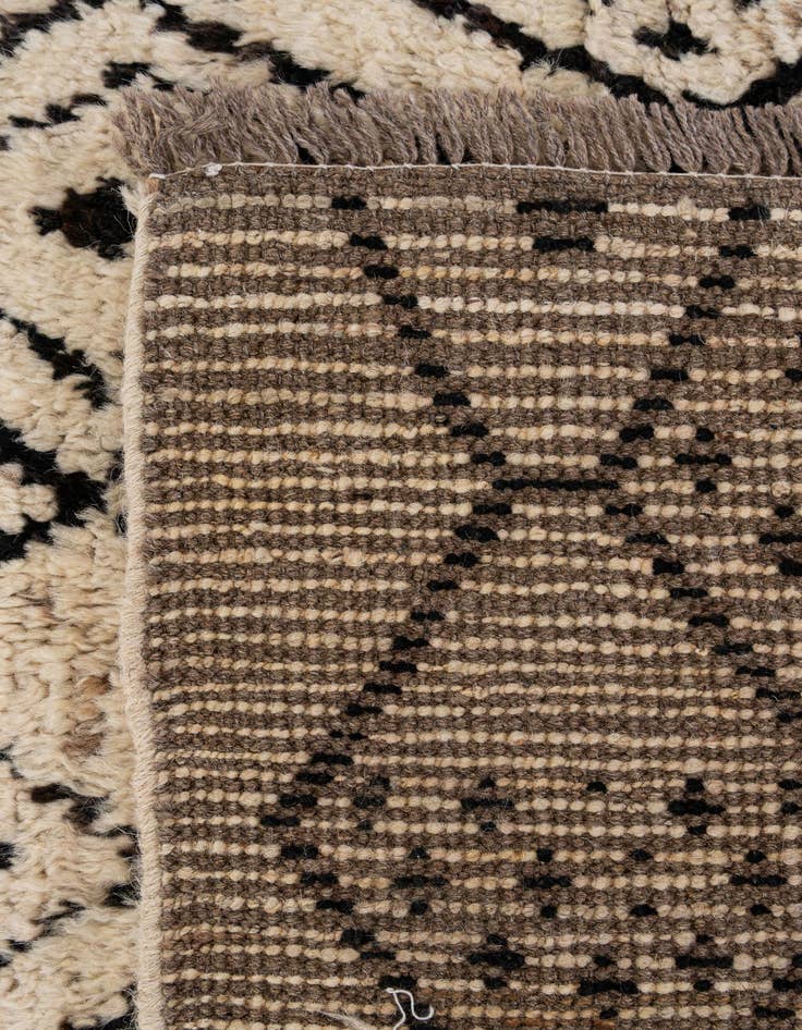 Detail image of  5' 6 x 7' 4  Hand Knotted Moroccan Wool Rug