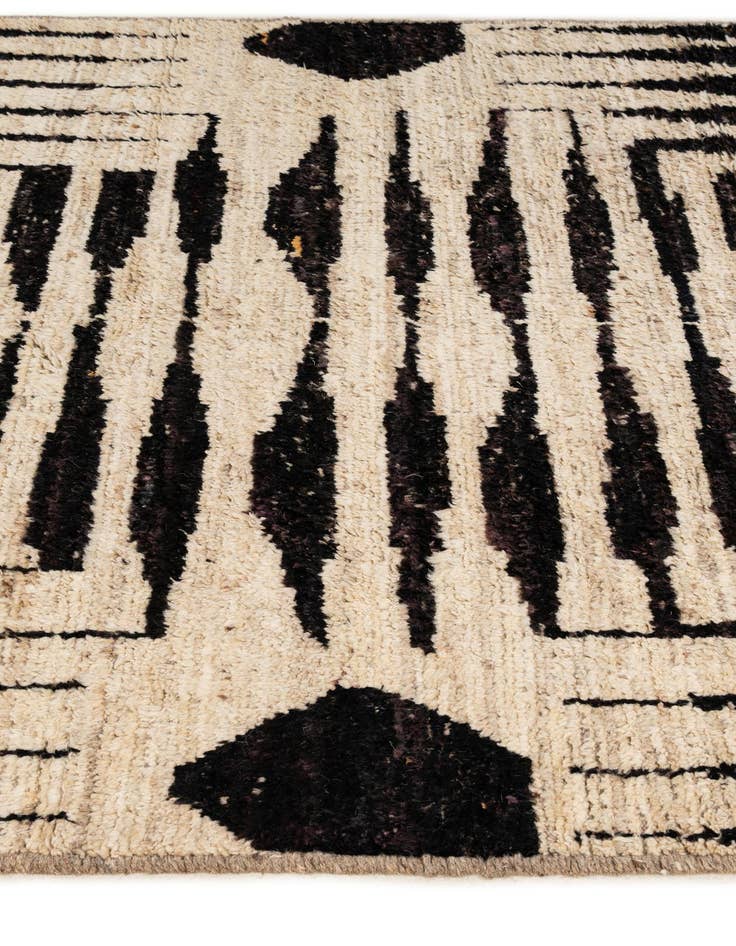 Detail image of  5' 8 x 7' 8  Hand Knotted Moroccan Wool Rug