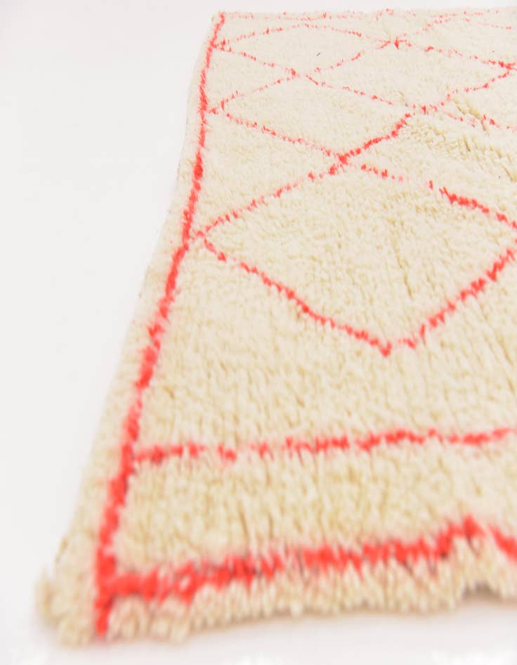 Detail image of 6' 5 x 9' 8 Hand Knotted Moroccan Wool Rug