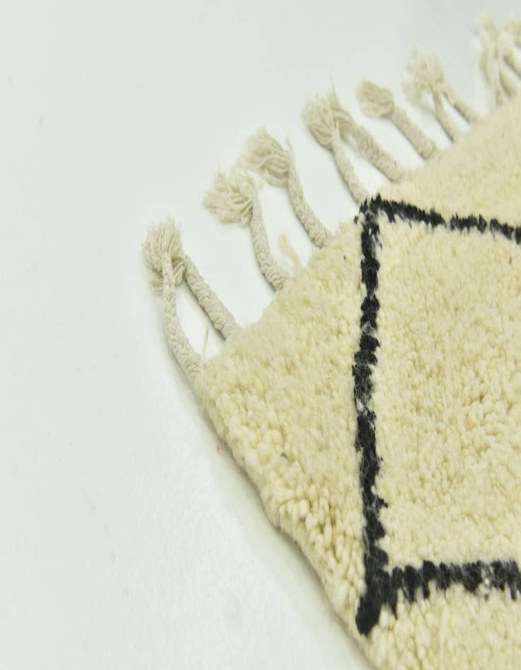 Detail image of  5' x 8' 2  Hand Knotted Moroccan Wool Rug