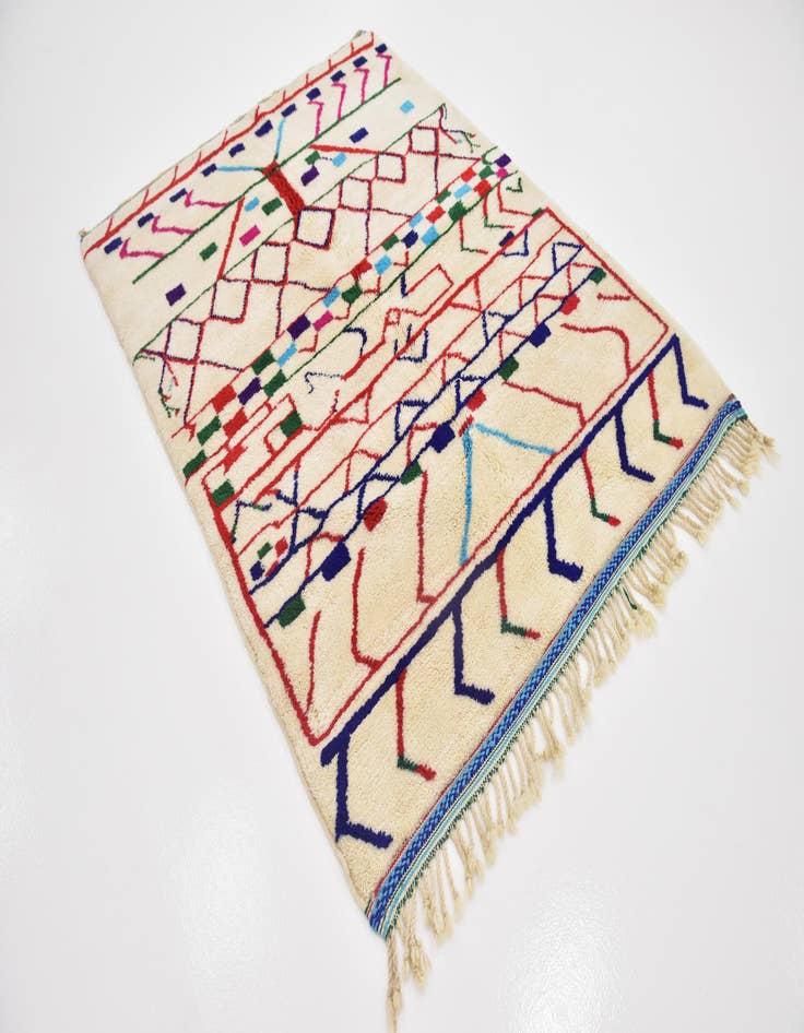 Detail image of  4' 10 x 6' 8  Hand Knotted Moroccan Wool Rug