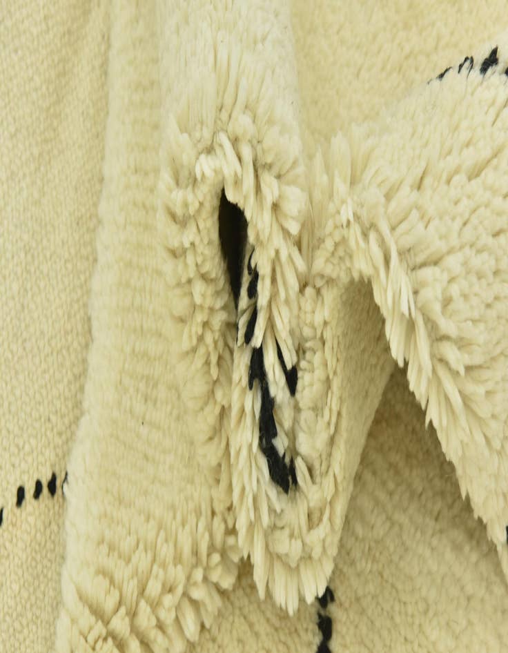 Detail image of  4' 10 x 8' 3  Hand Knotted Moroccan Wool Rug