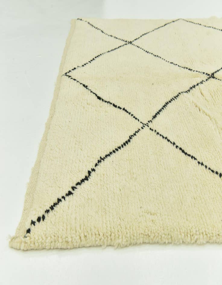 Detail image of  4' 10 x 8' 3  Hand Knotted Moroccan Wool Rug