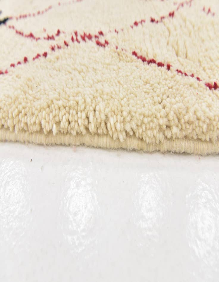 Detail image of  5' 2 x 7' 4  Hand Knotted Moroccan Wool Rug