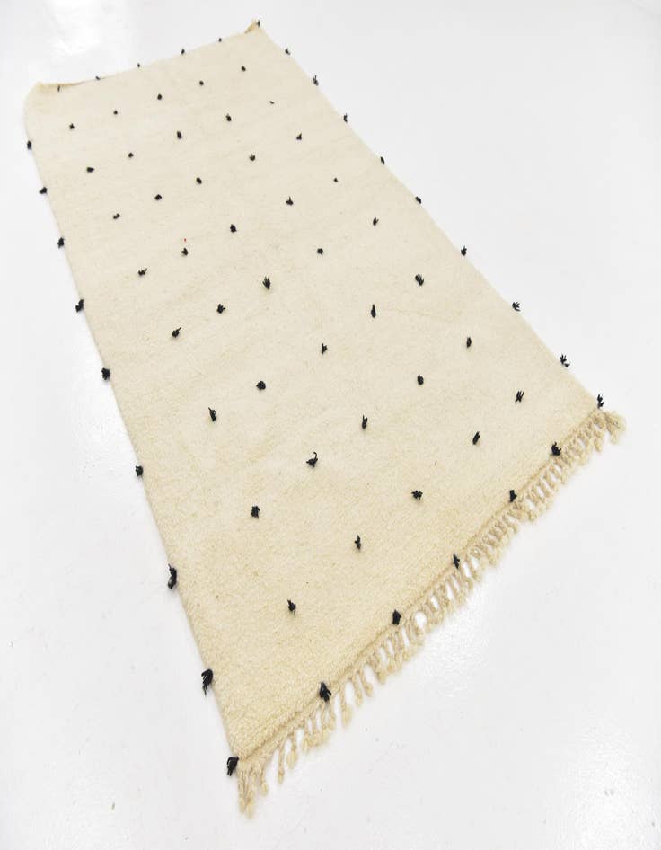 Detail image of  5' 2 x 8' 5  Hand Knotted Moroccan Wool Rug