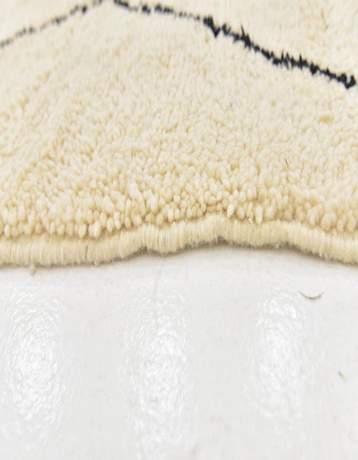 Detail image of  6' 4 x 9' 7  Hand Knotted Moroccan Wool Rug