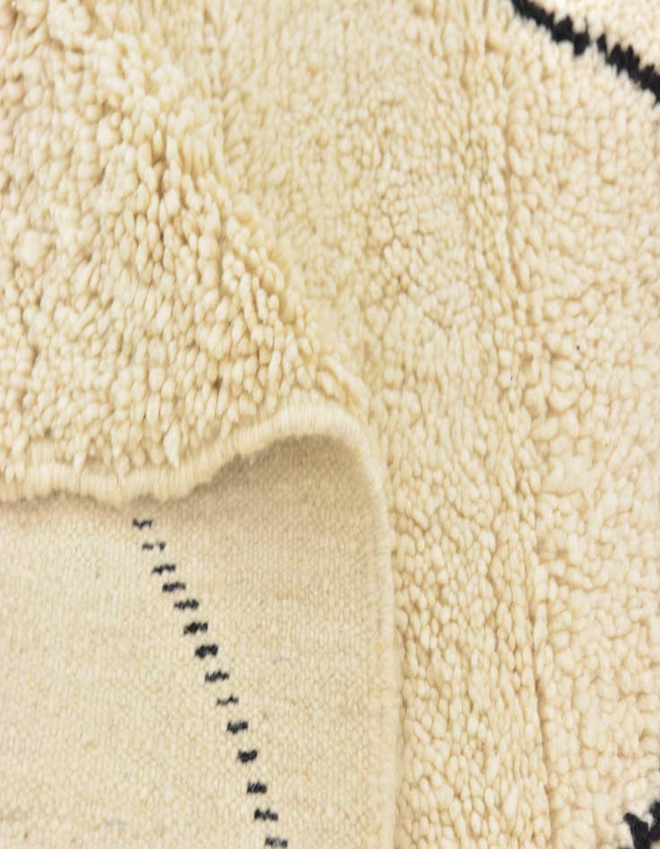 Detail image of  6' 4 x 9' 7  Hand Knotted Moroccan Wool Rug