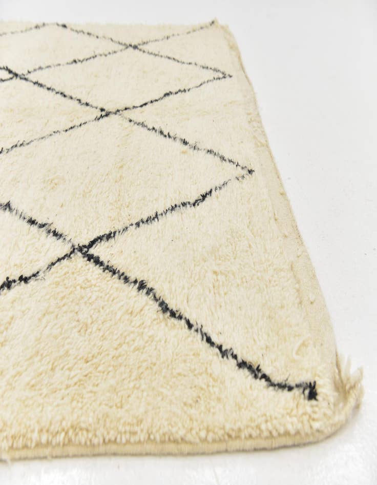 Detail image of  6' 4 x 9' 9  Hand Knotted Moroccan Wool Rug