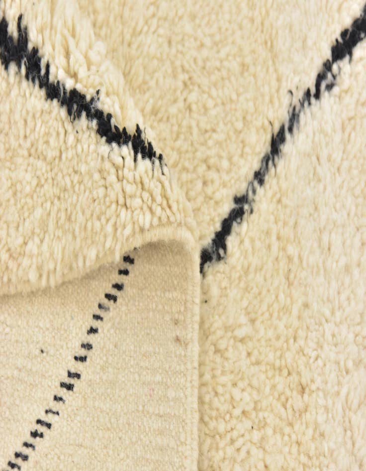 Detail image of  6' 4 x 9' 9  Hand Knotted Moroccan Wool Rug