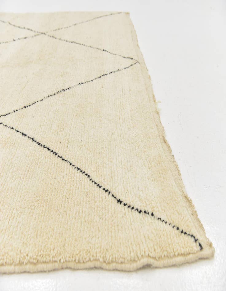 Detail image of  6' 10 x 9' 4  Hand Knotted Moroccan Wool Rug