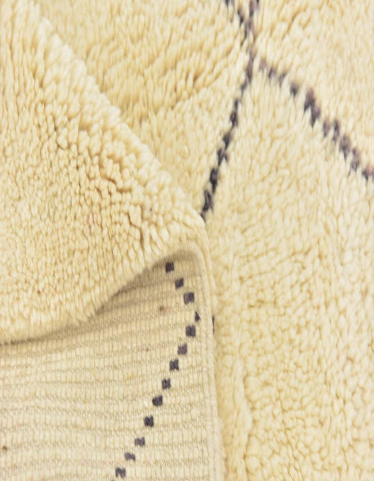 Detail image of  6' 9 x 9' 10  Hand Knotted Moroccan Wool Rug