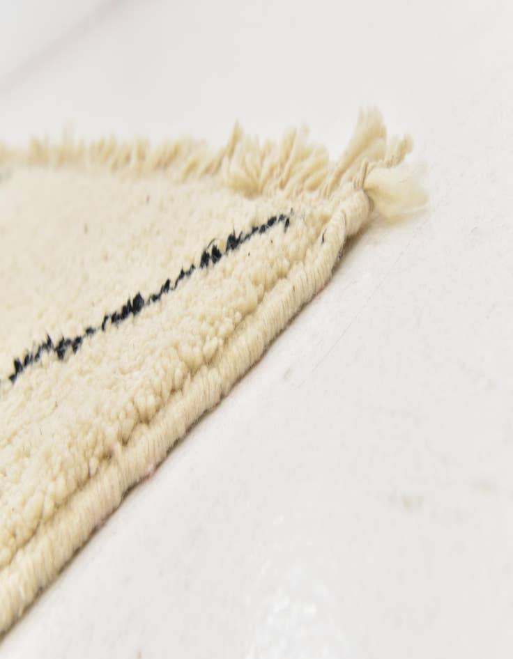 Detail image of  6' 8 x 9' 7  Hand Knotted Moroccan Wool Rug