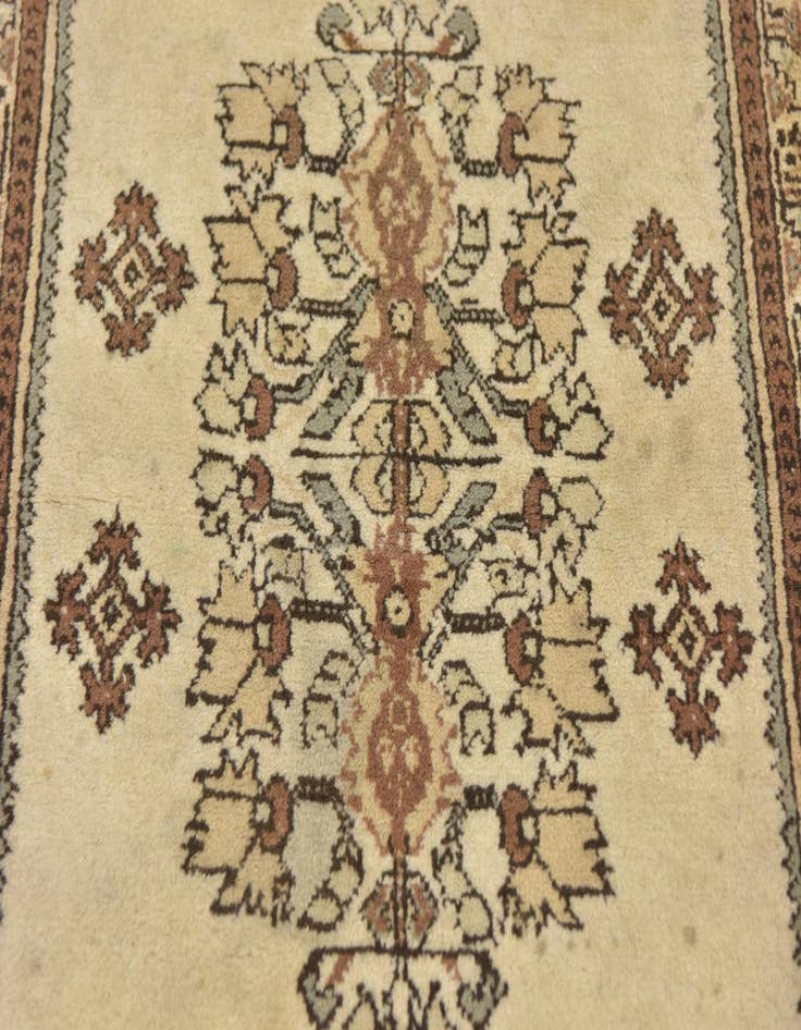Detail image of  3' 2 x 5' 4  Hand Knotted Moroccan Wool Rug