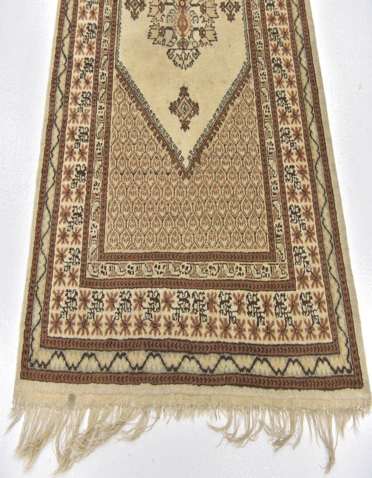 Detail image of  3' 2 x 5' 4  Hand Knotted Moroccan Wool Rug