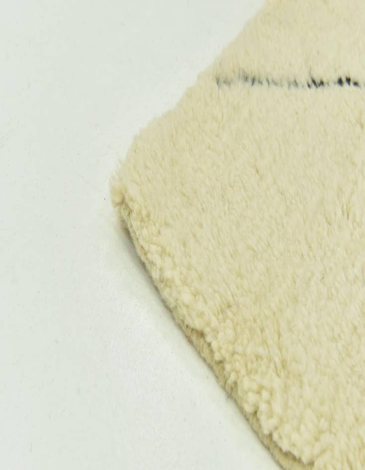 Detail image of  6' 7 x 9' 4  Hand Knotted Moroccan Wool Rug