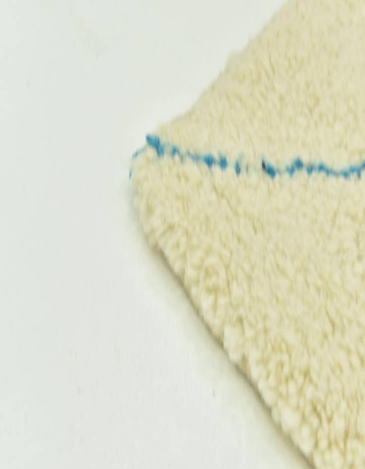 Detail image of  6' 10 x 10' 2  Hand Knotted Moroccan Wool Rug