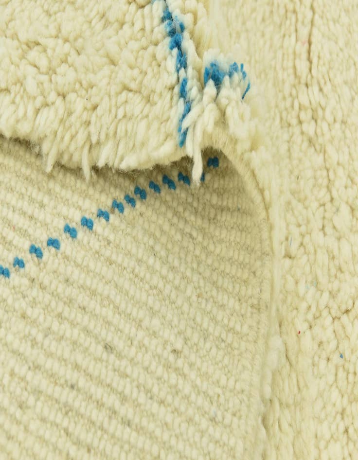 Detail image of  6' 10 x 10' 2  Hand Knotted Moroccan Wool Rug