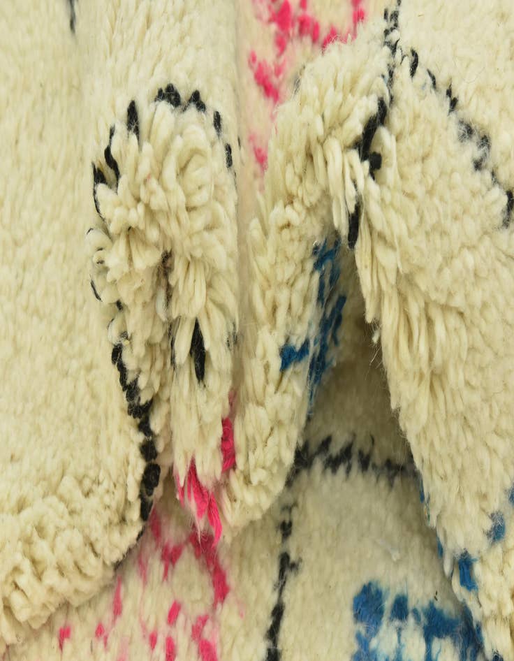 Detail image of  5' 2 x 7' 9  Hand Knotted Moroccan Wool Rug