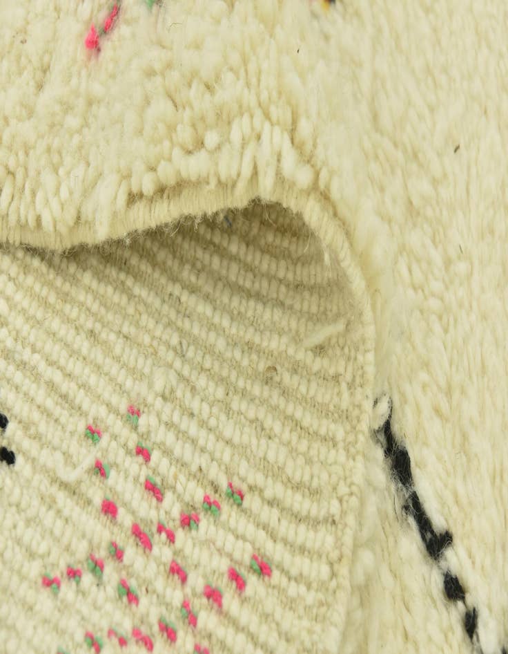 Detail image of  5' 6 x 7' 6  Hand Knotted Moroccan Wool Rug