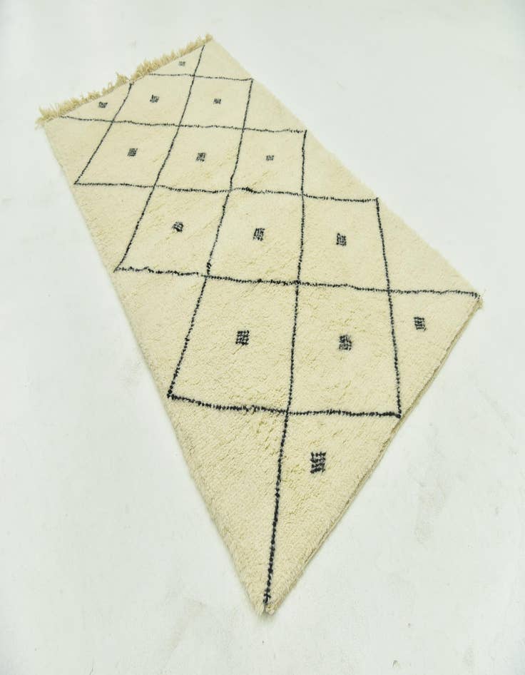 Detail image of  4' 10 x 8' 3  Hand Knotted Moroccan Wool Rug