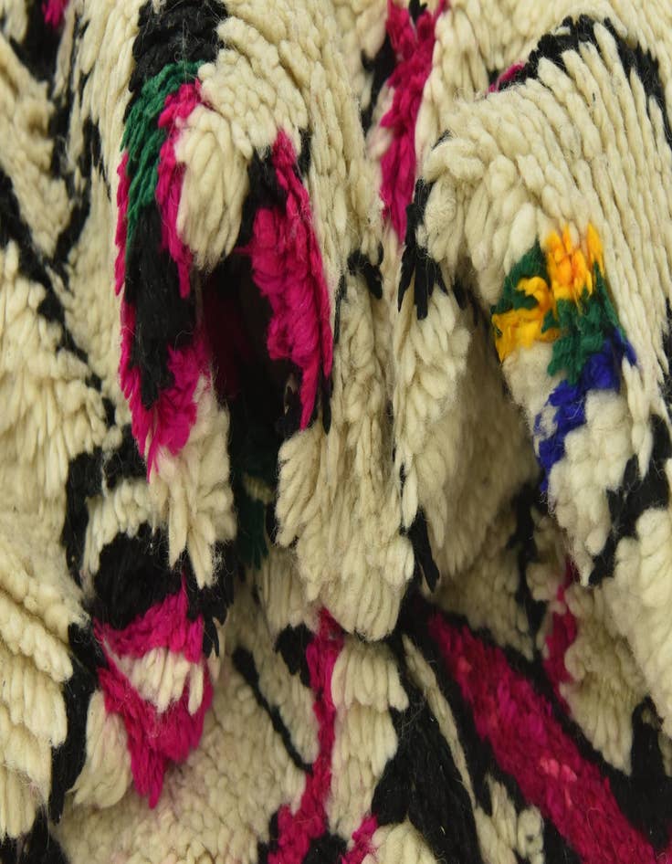 Detail image of  4' 7 x 9'  Hand Knotted Moroccan Wool Rug