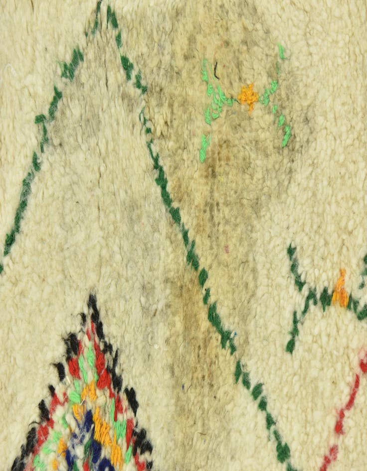 Detail image of 4' 10 x 7' 6 Hand Knotted Moroccan Wool Rug