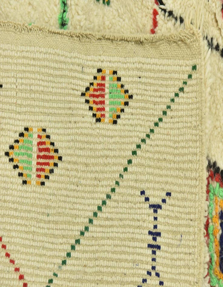 Detail image of 4' 10 x 7' 6 Hand Knotted Moroccan Wool Rug