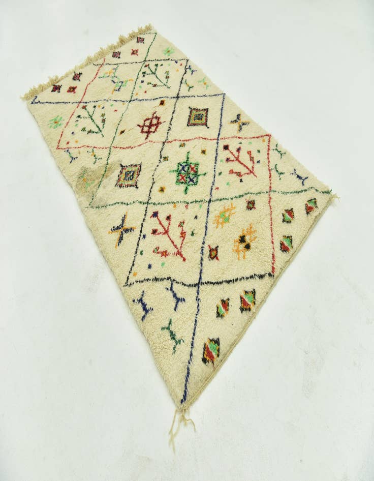 Detail image of 4' 10 x 7' 6 Hand Knotted Moroccan Wool Rug