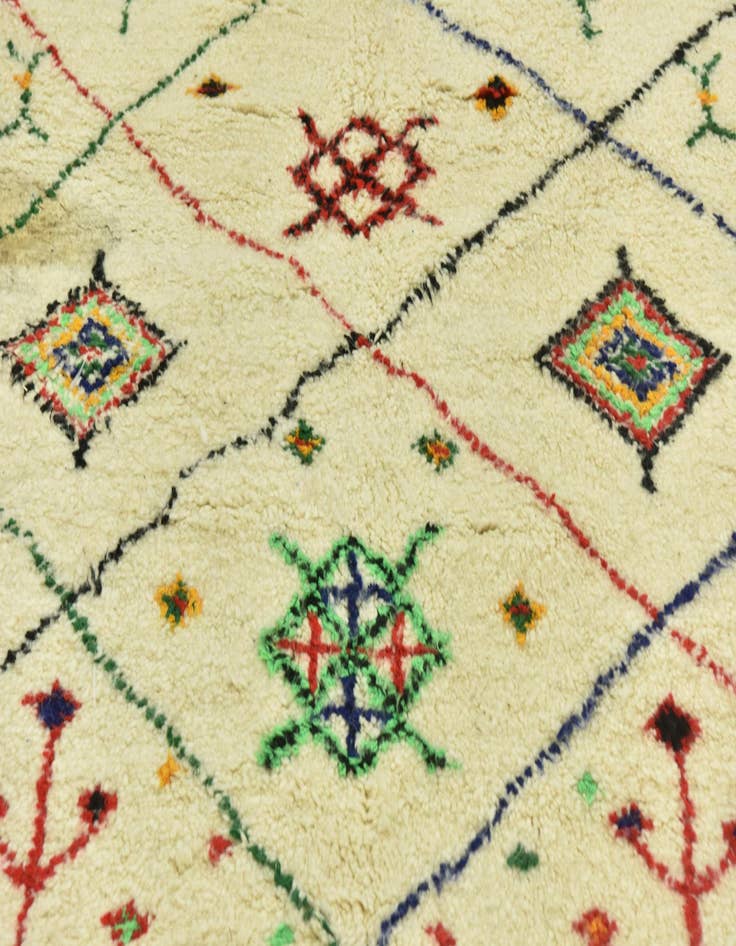 Detail image of 4' 10 x 7' 6 Hand Knotted Moroccan Wool Rug