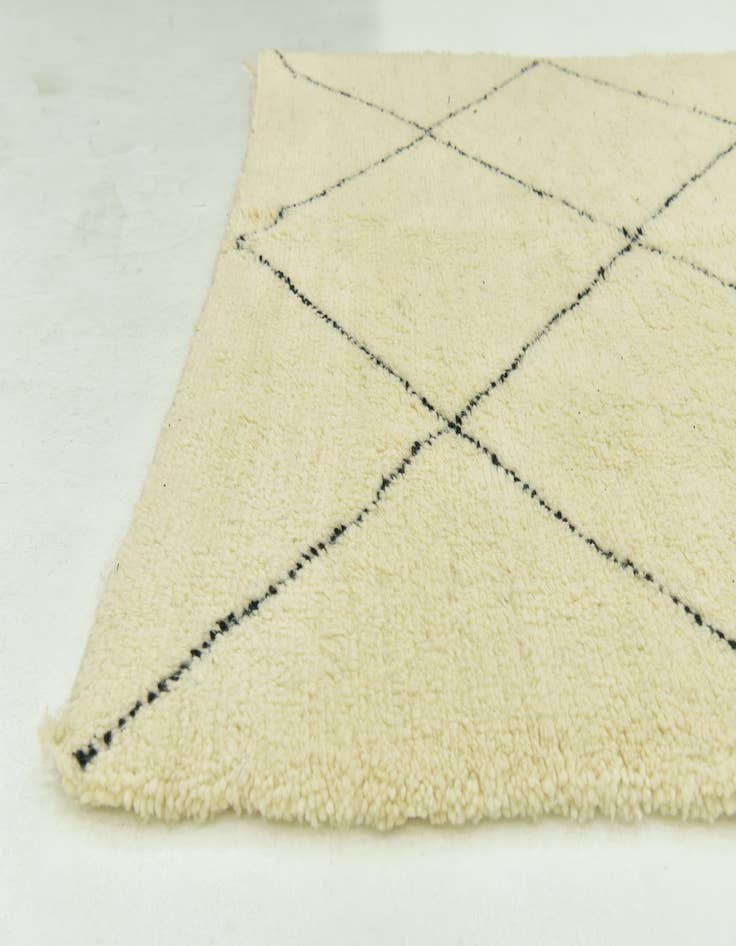 Detail image of  5' 10 x 7' 8  Hand Knotted Moroccan Wool Rug