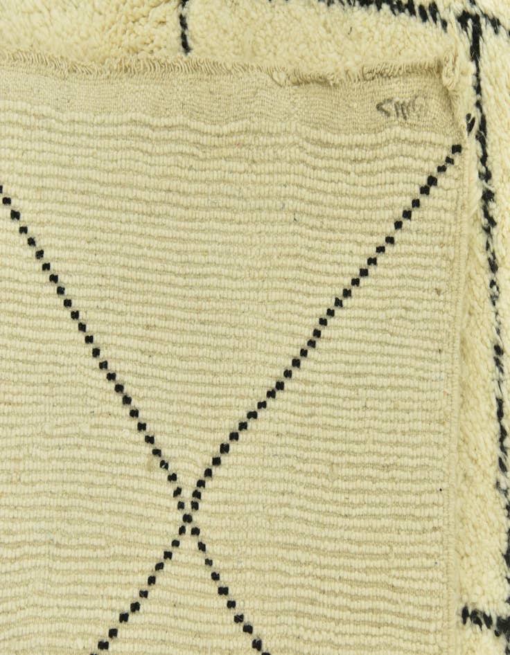 Detail image of 6' 8 x 10' 2 Hand Knotted Moroccan Wool Rug