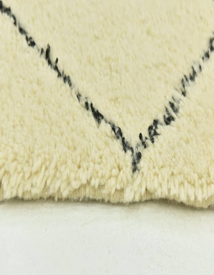 Detail image of 6' 8 x 10' 2 Hand Knotted Moroccan Wool Rug