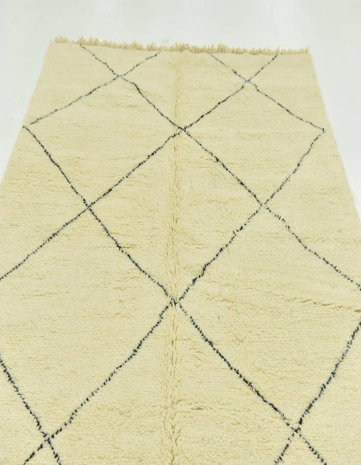 Detail image of  6' 6 x 9' 5  Hand Knotted Moroccan Wool Rug